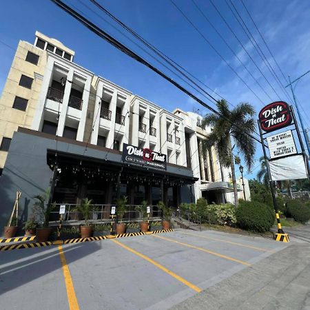Bliss Hotel San Fernando Pampanga City Екстер'єр фото