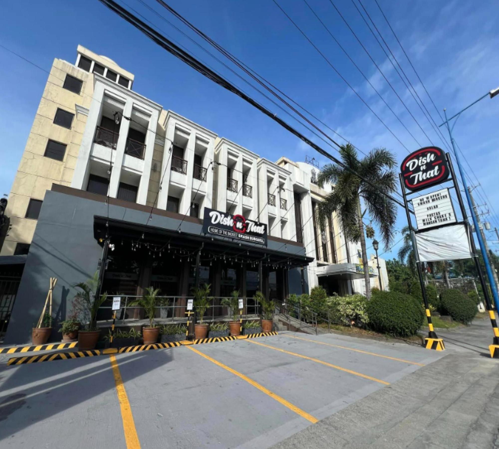 Bliss Hotel San Fernando Pampanga City Екстер'єр фото