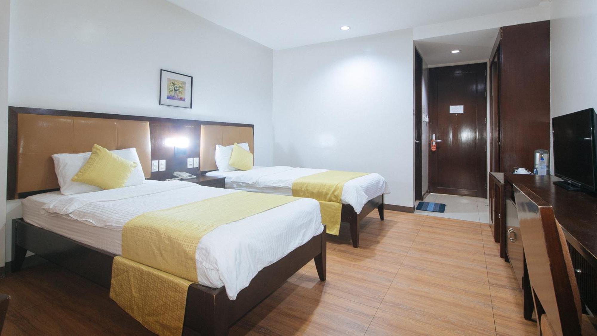 Bliss Hotel San Fernando Pampanga City Екстер'єр фото
