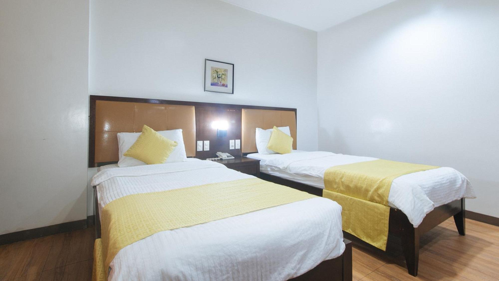 Bliss Hotel San Fernando Pampanga City Екстер'єр фото