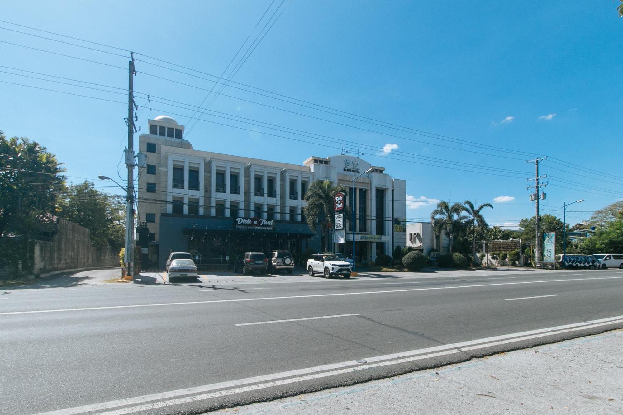 Bliss Hotel San Fernando Pampanga City Екстер'єр фото
